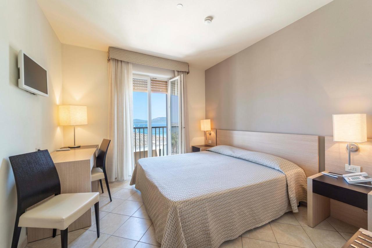 Hotel San Giuan Альгеро Екстер'єр фото